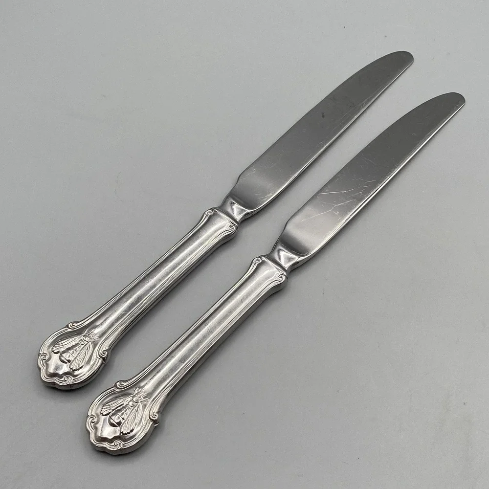 Wallace Stainless Napoleon BEE Dinner‎ Knives 2pcs Flatware 18/10 Vietnam